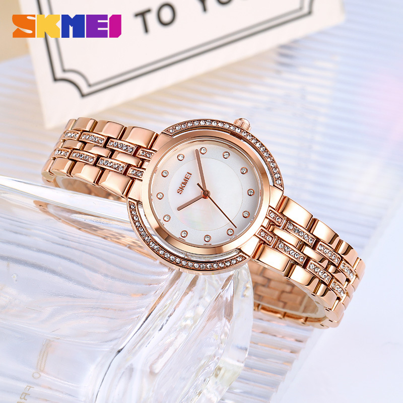Womens Bracelet Quartz Watches - đánh giá và giá Luxury Watch Display