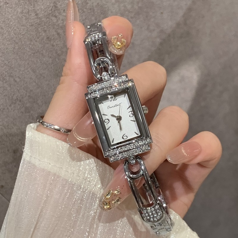 Small pin old money style hand - đánh giá và giá Luxury Watch Values
